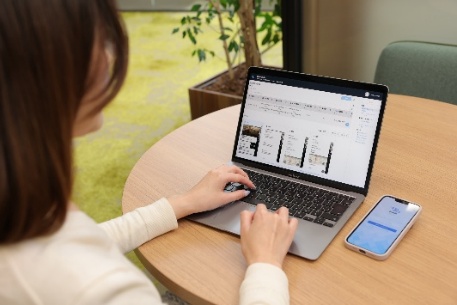 写真：Platioでアプリを作成する様子
