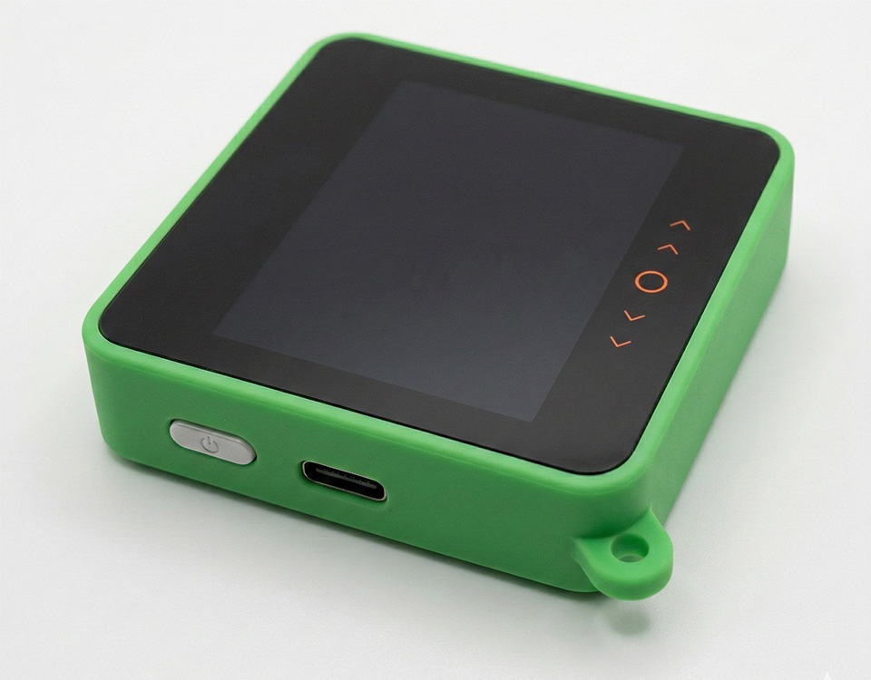 写真:先着100社に無償提供するハードウェアウォレット